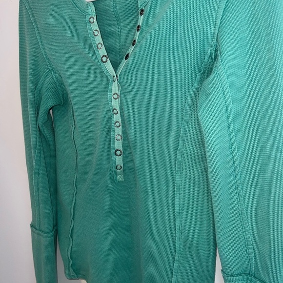 Free People Nailed It Henley size small - Picture 11 of 16